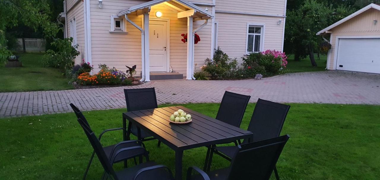 The Cat House Jurmala Villa Exterior photo